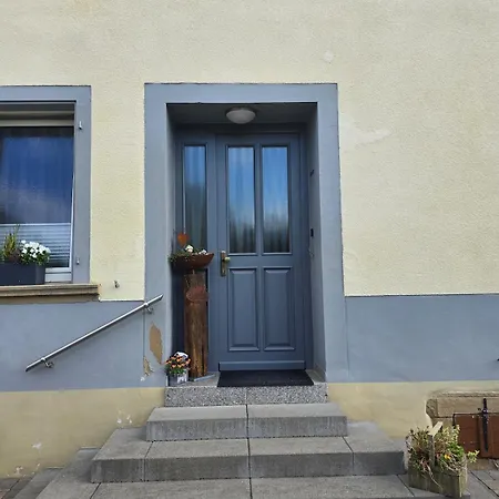 Manus, Fachwerk-idylle & High-end Outdoor-luxus * Meddersheim